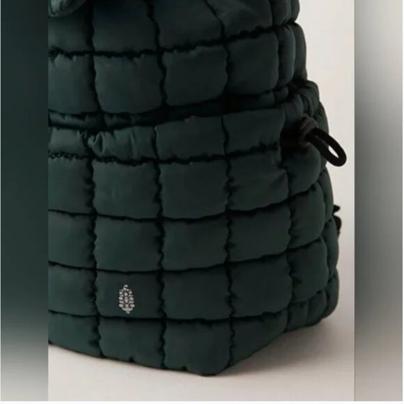 Free People NWT Movement Green Quilted Backpack Bag - Picture 2 of 8
